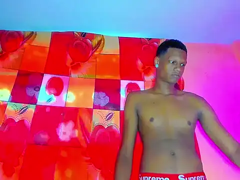 Snapshot of aunstin_mohamme chatting on 04/05/26, 08:26 aunstin mohamme online show from 04/05/26, 08:26