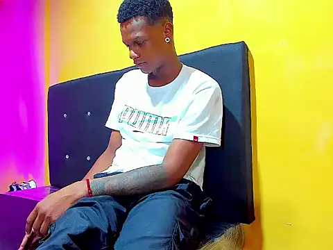 aunstin mohamme online show from 01/07/26, 05:01