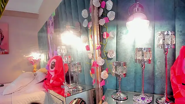 mia ellieth online show from 04/01/26, 05:42