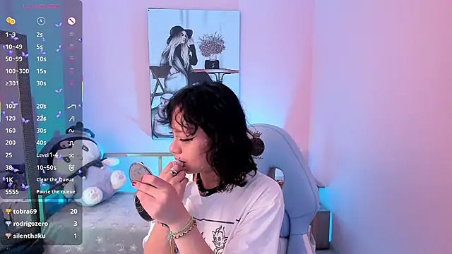 Snapshot of Acid_bounze chatting on 02/21/26, 01:13 Acid bounze online show from 02/21/26, 01:13