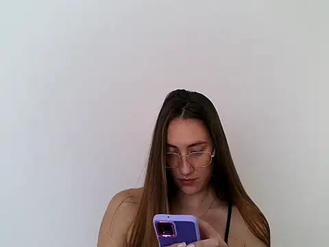 Snapshot of Noracherry chatting on 03/01/26, 03:12 Noracherry online show from 03/01/26, 03:12