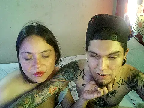 Snapshot of steffandjoshh420 chatting on 02/12/26, 09:03 steffandjoshh420 online show from 02/12/26, 09:03