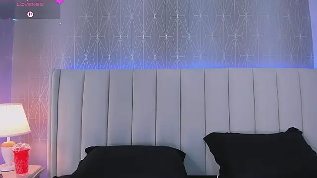 Miia montero  online show from 02/02/26, 03:49