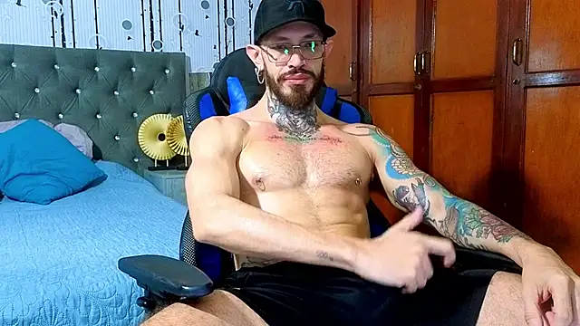 Snapshot of Simon_Rz chatting on 06/06/26, 12:21 Simon Rz online show from 06/06/26, 12:21