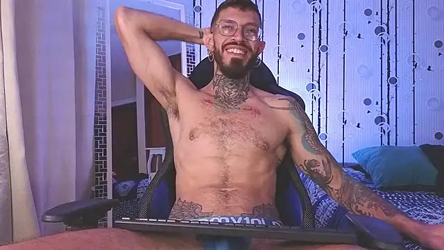 Snapshot of Simon_Rz chatting on 01/16/26, 12:31 Simon Rz online show from 01/16/26, 12:31