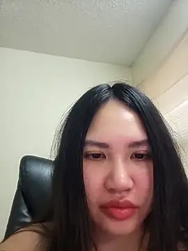 Snapshot of dory0126 chatting on 05/02/26, 10:15 dory0126 online show from 05/02/26, 10:15