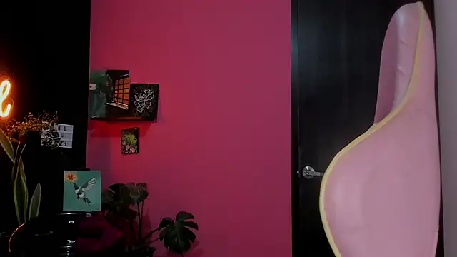 azula lillet online show from 02/17/26, 12:30