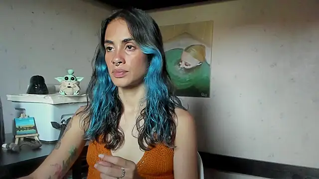 Snapshot of azula_lillet chatting on 06/19/26, 04:46 azula lillet online show from 06/19/26, 04:46