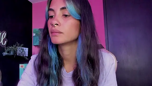 azula lillet online show from 03/02/26, 08:49