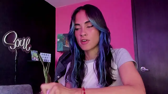 azula lillet online show from 03/24/26, 08:42