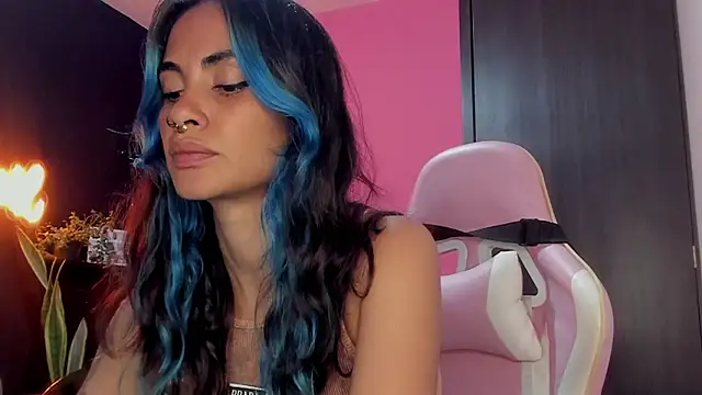 azula lillet online show from 02/14/26, 11:38