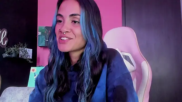 azula lillet online show from 02/23/26, 08:20