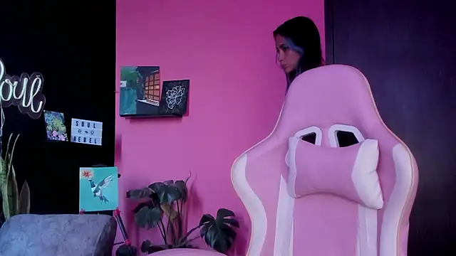 azula lillet online show from 03/13/26, 09:09