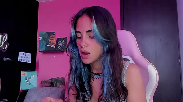 azula lillet online show from 03/12/26, 08:24