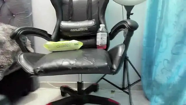 Girl kataleya10 online show from 03/03/26, 11:12