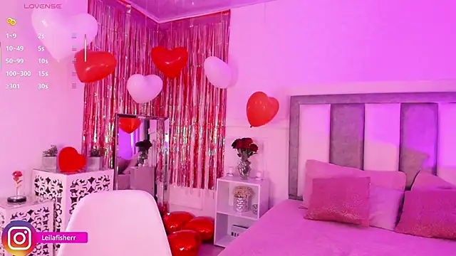 Leilafisherr online show from 02/15/26, 10:09
