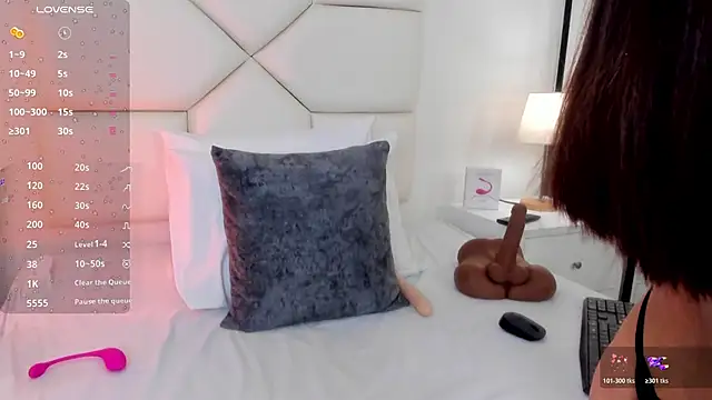 Snapshot of SofiaBank chatting on 02/06/26, 03:13 SofiaBank online show from 02/06/26, 03:13