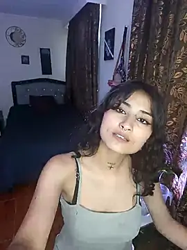 Lili clan10 online show from 01/13/26, 10:24