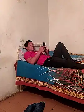 Chiquitoperopeligroso4 online show from 01/11/26, 01:12