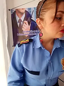 Alejandra N online show from 03/11/26, 07:19