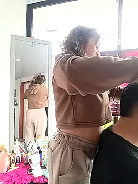 Snapshot of Alejandra_N chatting on 02/02/26, 03:33 Alejandra N online show from 02/02/26, 03:33