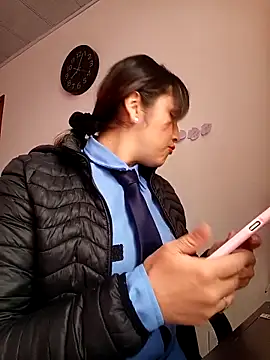 Snapshot of Alejandra_N chatting on 02/16/26, 01:54 Alejandra N online show from 02/16/26, 01:54