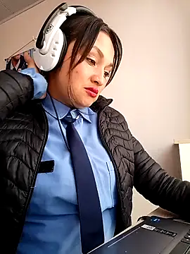 Alejandra N online show from 03/04/26, 02:03