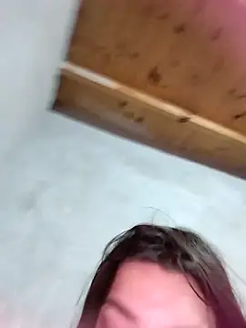 Snapshot of denise2028 chatting on 01/10/26, 06:03 denise2028 online show from 01/10/26, 06:03