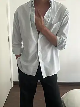 Dickieplay001 online show from 04/05/26, 06:20