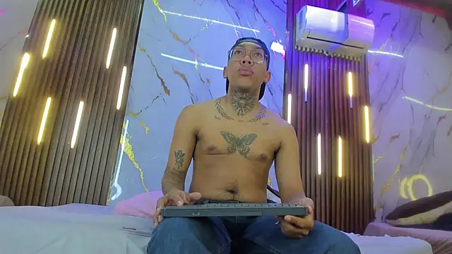 ThiagoBerry online show from 01/17/26, 10:30