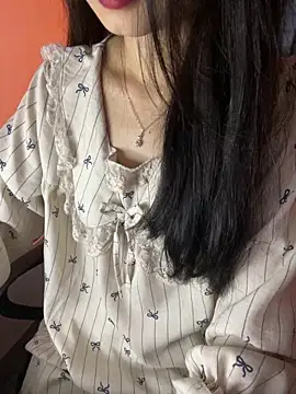 Jennybae23 online show from 03/24/26, 06:46