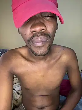 BigAndBeaut online show from 04/13/26, 08:51