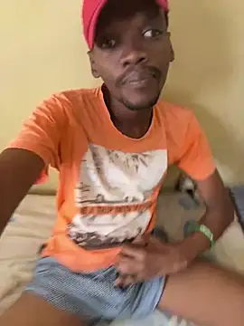 BigAndBeaut online show from 03/12/26, 11:36