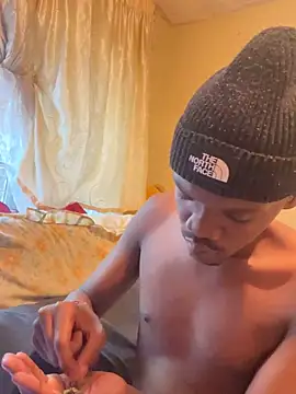 BigAndBeaut online show from 02/09/26, 07:39