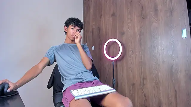 neitan miller  online show from 02/10/26, 04:06