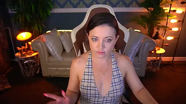 Snapshot of Dafni_Monn chatting on 06/25/26, 06:07 Dafni Monn online show from 06/25/26, 06:07