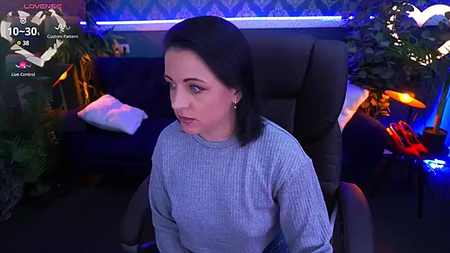 Dafni Monn online show from 03/23/25, 06:37