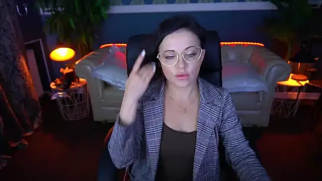 Dafni Monn online show from 05/27/26, 05:37
