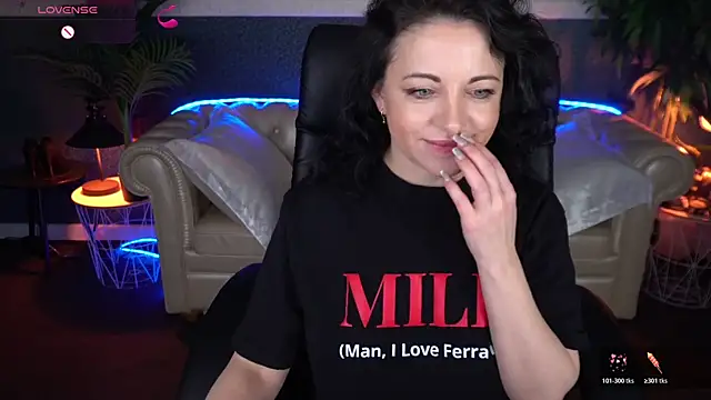 Dafni Monn online show from 03/31/26, 05:42