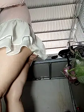 Snapshot of Mei-mei68 chatting on 01/08/26, 01:33 Mei-mei68 online show from 01/08/26, 01:33