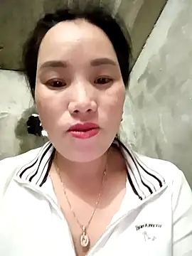 Snapshot of yu--yo chatting on 04/18/26, 02:25 yu--yo online show from 04/18/26, 02:25