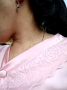 yu--yo online show from 04/11/26, 12:07