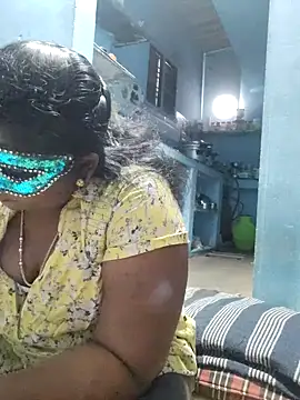 divyasree1431 online show from 02/17/26, 09:28