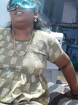 divyasree1431 online show from 04/19/26, 01:34