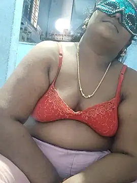 Snapshot of divyasree1431 chatting on 01/12/26, 09:05 divyasree1431 online show from 01/12/26, 09:05