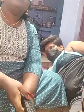 Snapshot of divyasree1431 chatting on 01/11/26, 06:37 divyasree1431 online show from 01/11/26, 06:37