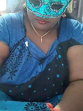 Snapshot of divyasree1431 chatting on 01/13/26, 04:27 divyasree1431 online show from 01/13/26, 04:27