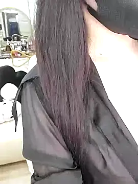 Pari Kilian22 online show from 03/01/26, 09:04