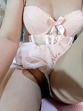 MiaBaba online show from 03/18/26, 08:10