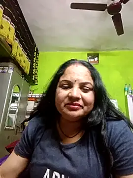 Snapshot of Chanchal_cute chatting on 02/15/26, 10:41 Chanchal cute online show from 02/15/26, 10:41